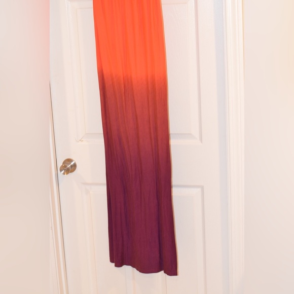 Old Navy Maxi Dress Women’s Maternity ombre Maxi Dress Size Small - Picture 4 of 8